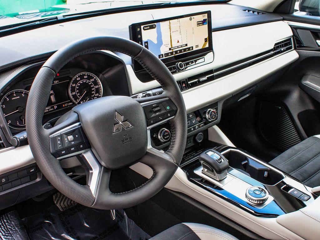 new 2026 Mitsubishi Outlander car, priced at $39,640