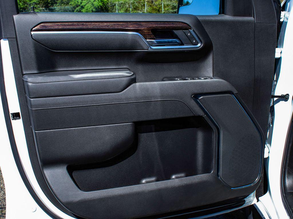 used 2025 GMC Sierra 1500 car, priced at $46,450