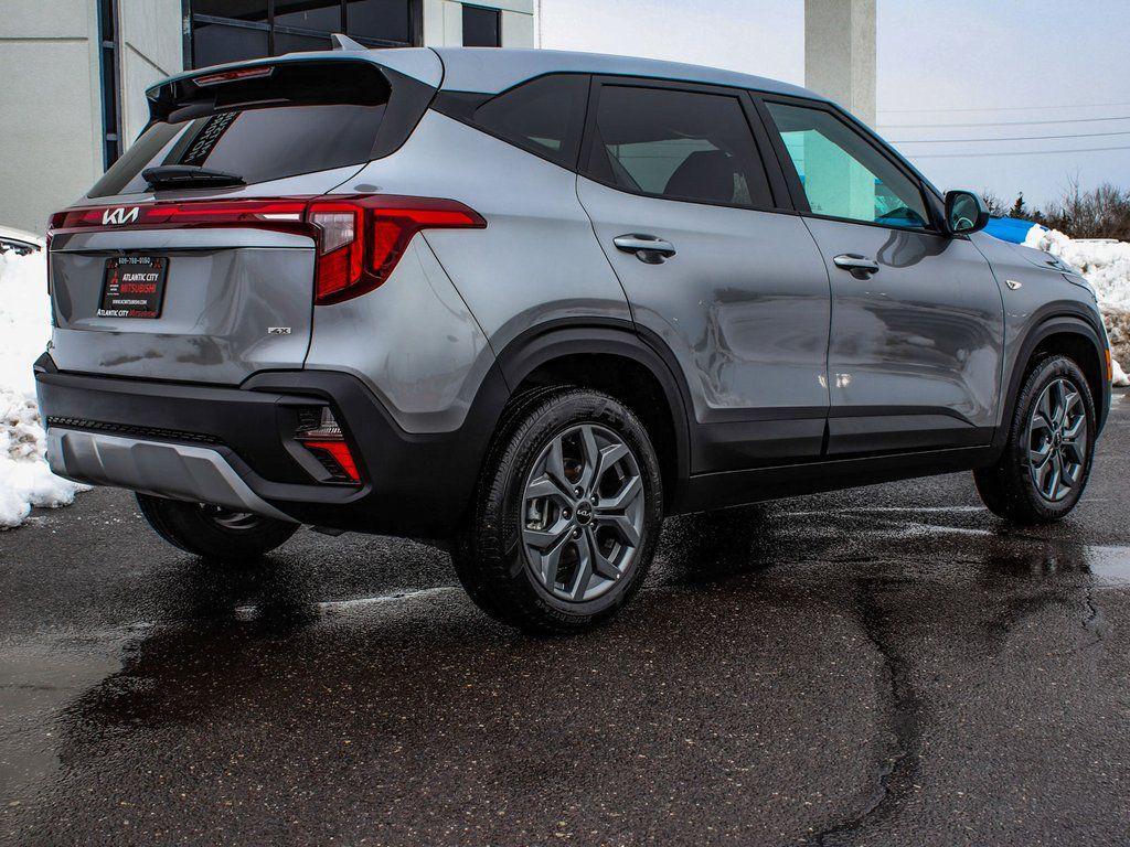 used 2025 Kia Seltos car, priced at $23,450