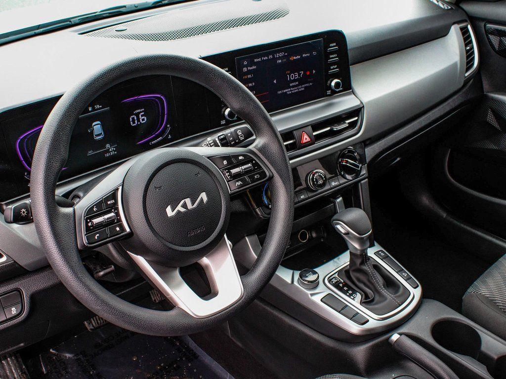 used 2025 Kia Seltos car, priced at $23,450