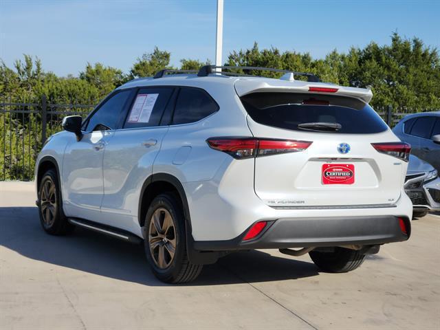 used 2022 Toyota Highlander Hybrid car, priced at $35,991