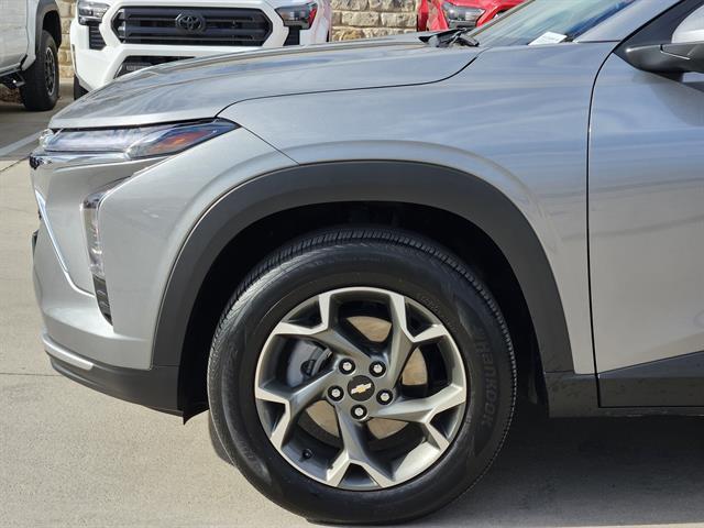 used 2025 Chevrolet Trax car, priced at $20,708