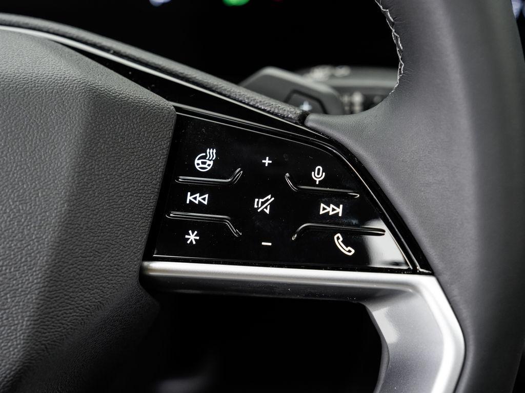 new 2025 Audi Q5 car, priced at $53,555