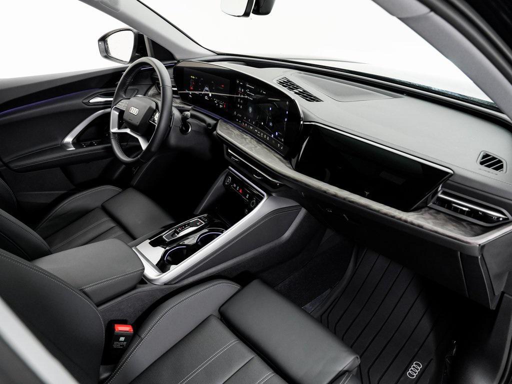 new 2025 Audi Q5 car, priced at $58,525
