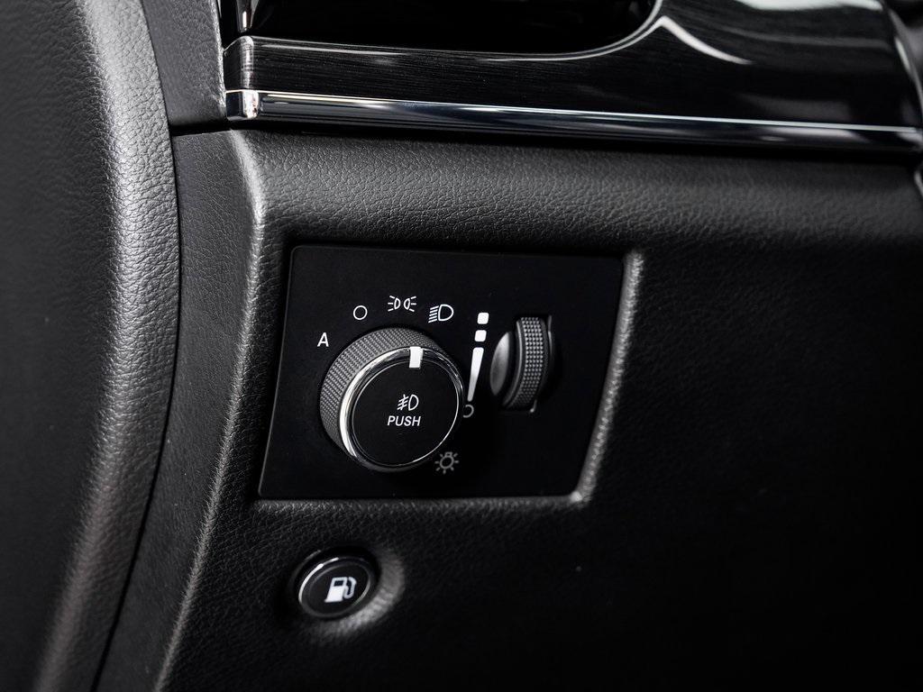 used 2021 Jeep Grand Cherokee car, priced at $23,995