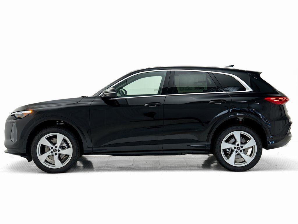 new 2025 Audi Q5 car, priced at $55,745