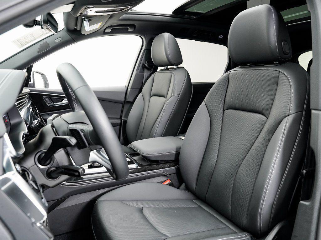 used 2025 Audi Q7 car, priced at $55,247