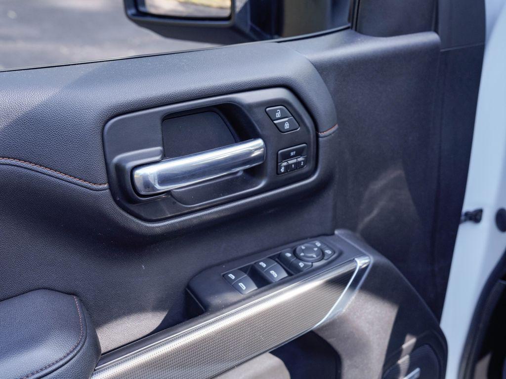 used 2020 GMC Sierra 1500 car, priced at $43,897