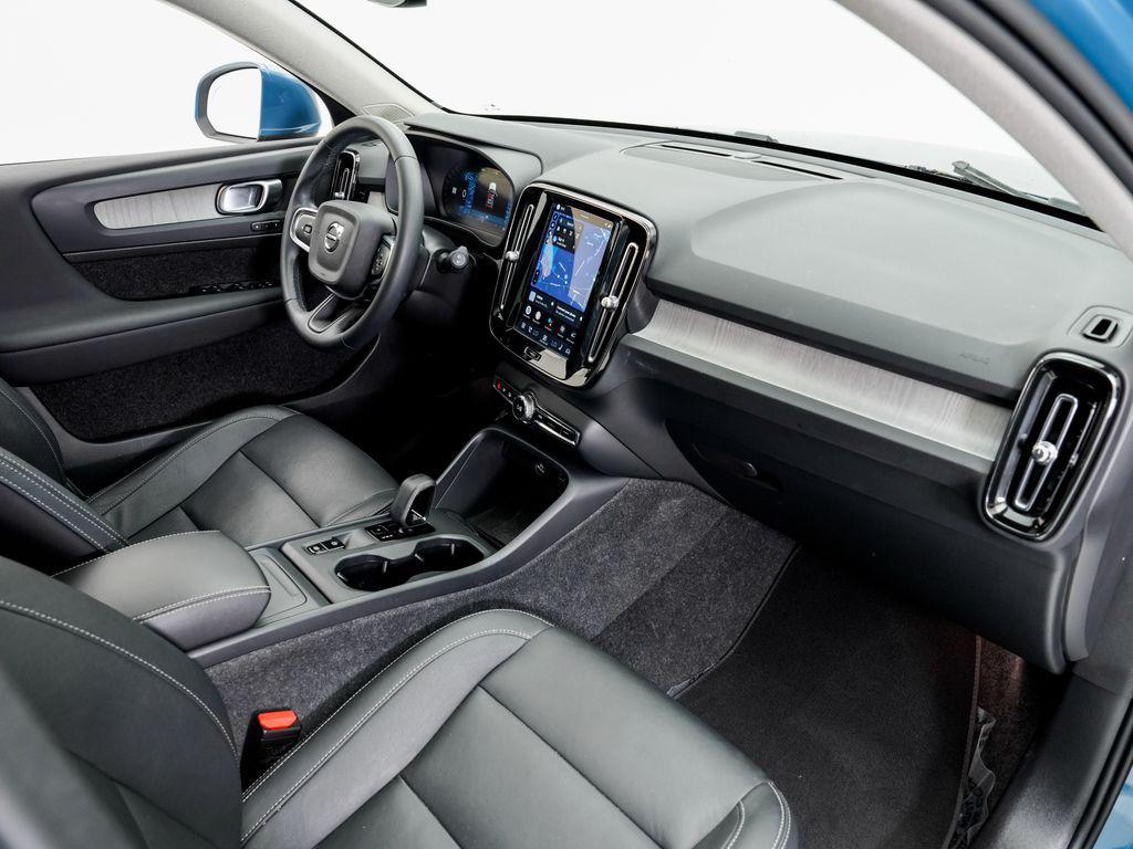 used 2024 Volvo XC40 car, priced at $29,997