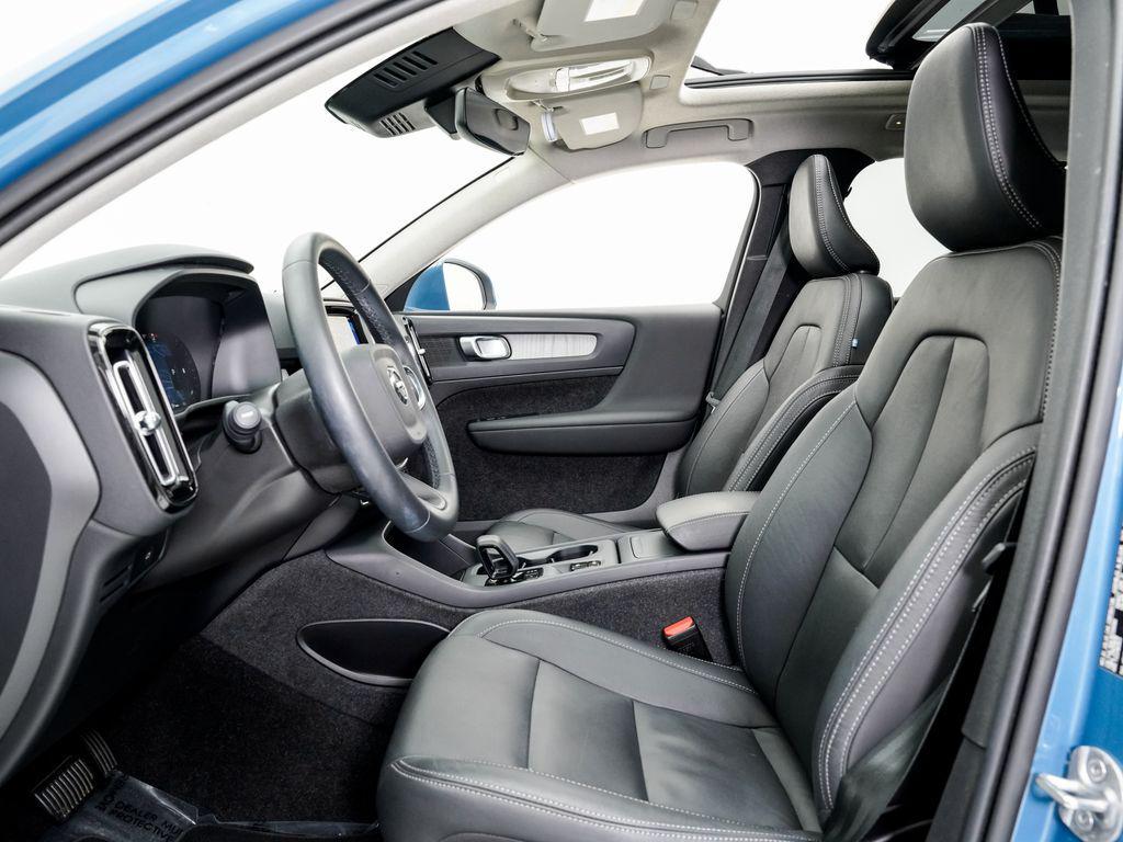 used 2024 Volvo XC40 car, priced at $29,997