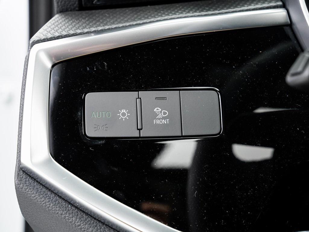 new 2025 Audi Q3 car