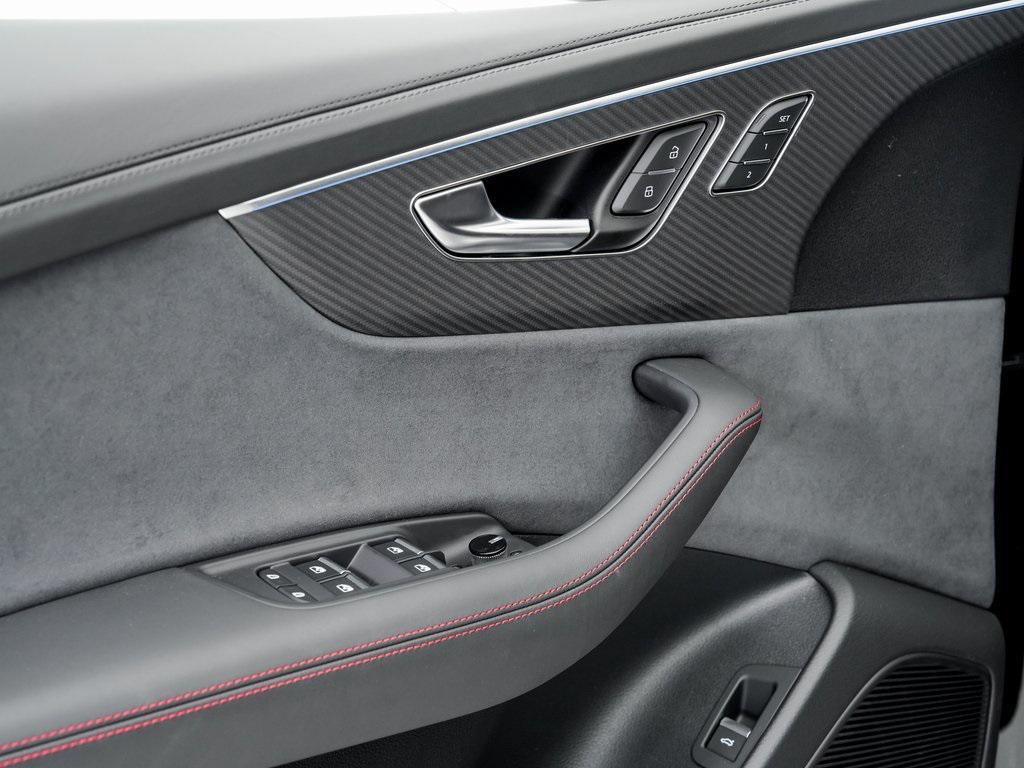 new 2026 Audi SQ8 car