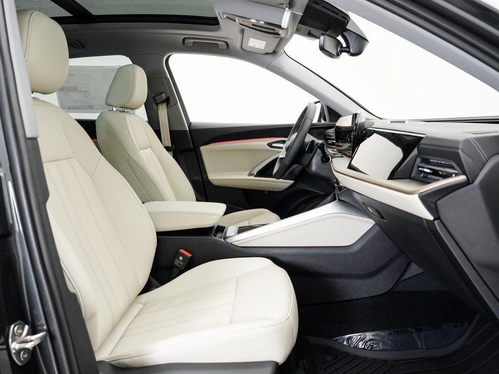 new 2025 Audi Q5 car, priced at $51,820