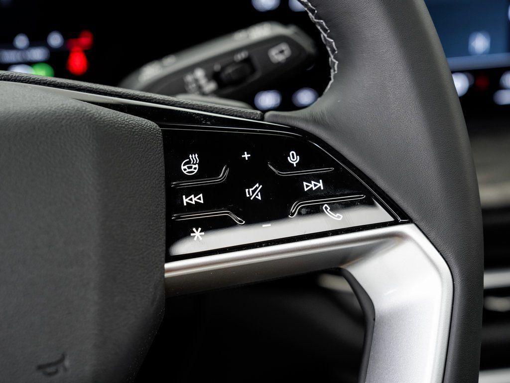 new 2025 Audi Q5 car, priced at $62,990