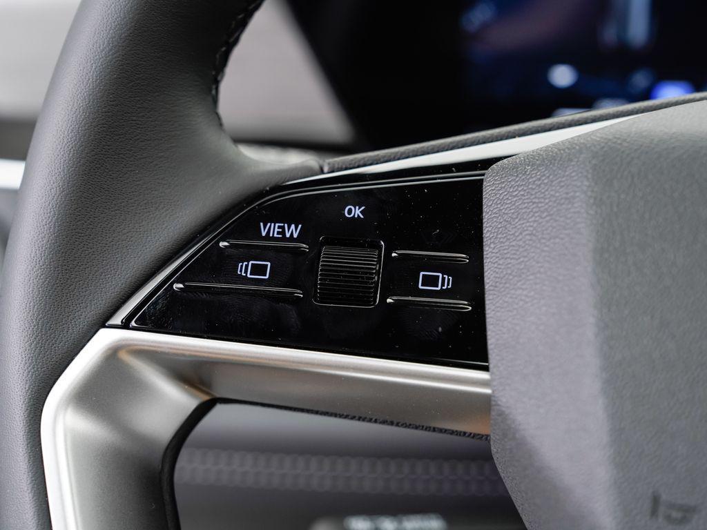 new 2027 Audi Q6 e-tron car