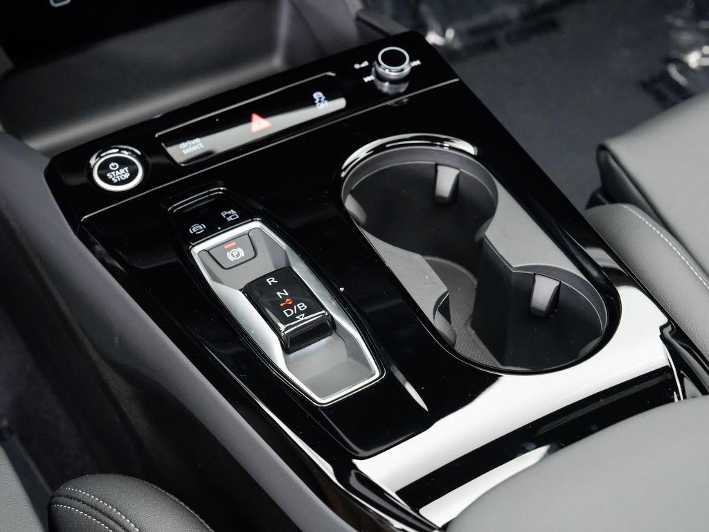 new 2027 Audi Q6 e-tron car