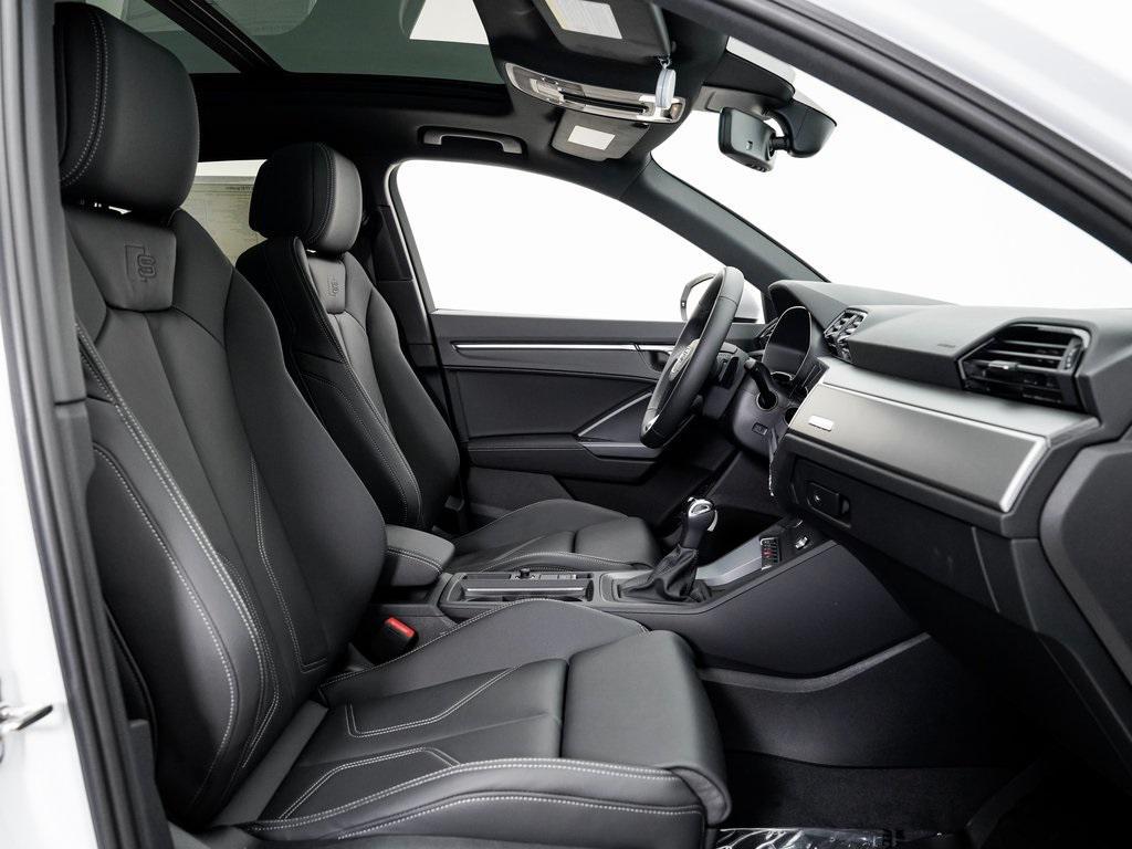 new 2025 Audi Q3 car, priced at $45,610