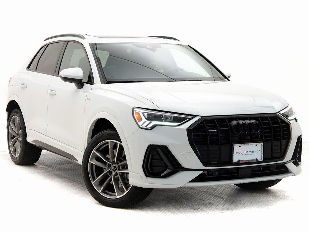 new 2025 Audi Q3 car, priced at $45,610