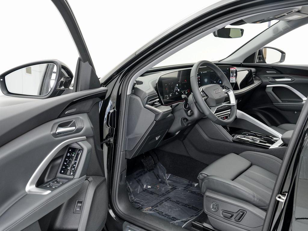 new 2025 Audi Q5 car, priced at $59,140