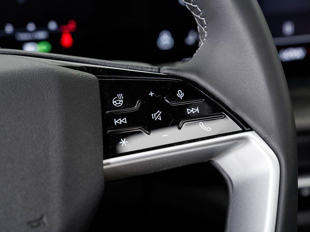 new 2025 Audi Q5 car, priced at $51,570