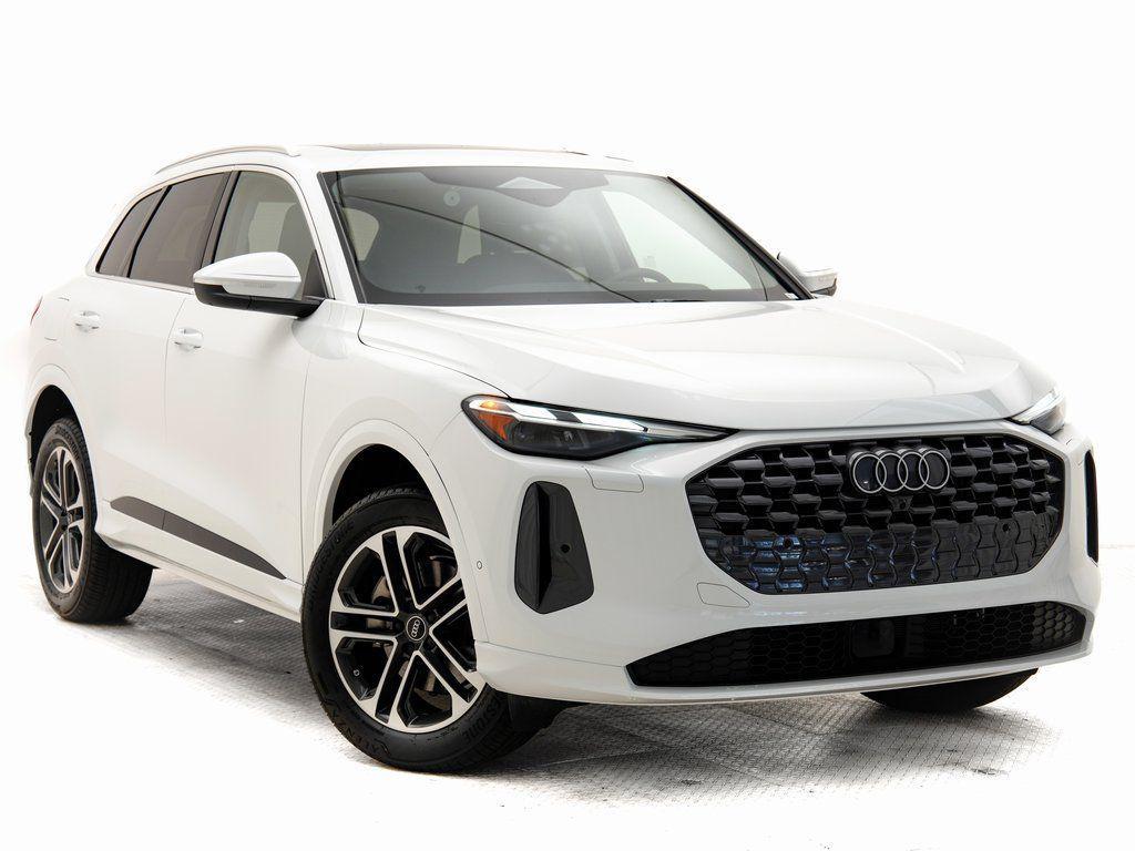 new 2025 Audi Q5 car, priced at $51,570