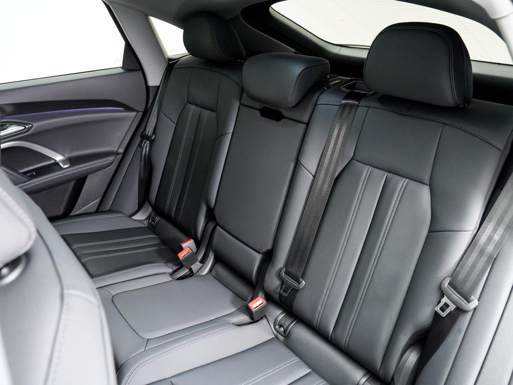 new 2025 Audi Q5 car