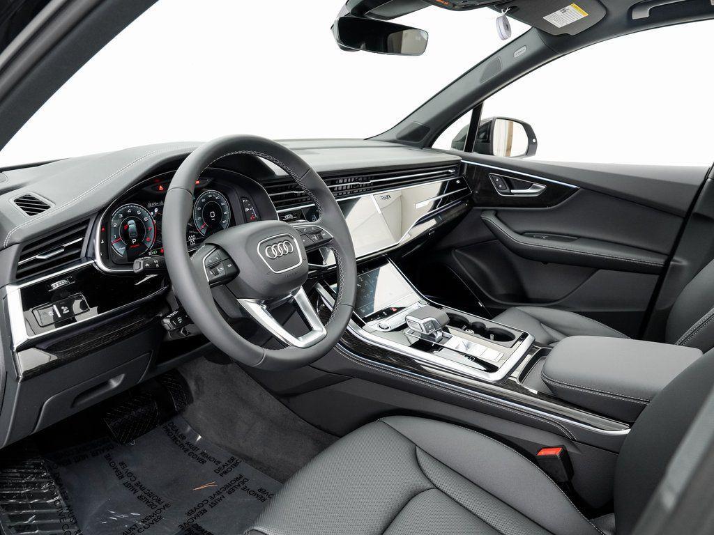 new 2026 Audi Q7 car