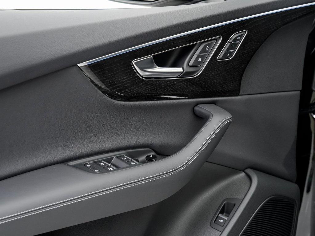 new 2026 Audi Q7 car