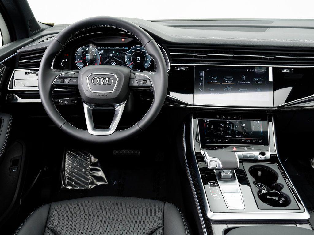 new 2026 Audi Q7 car