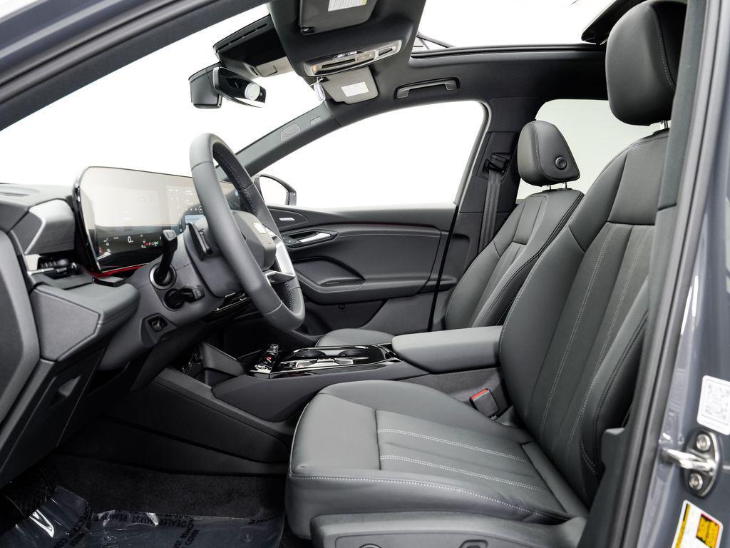 new 2027 Audi Q6 e-tron car