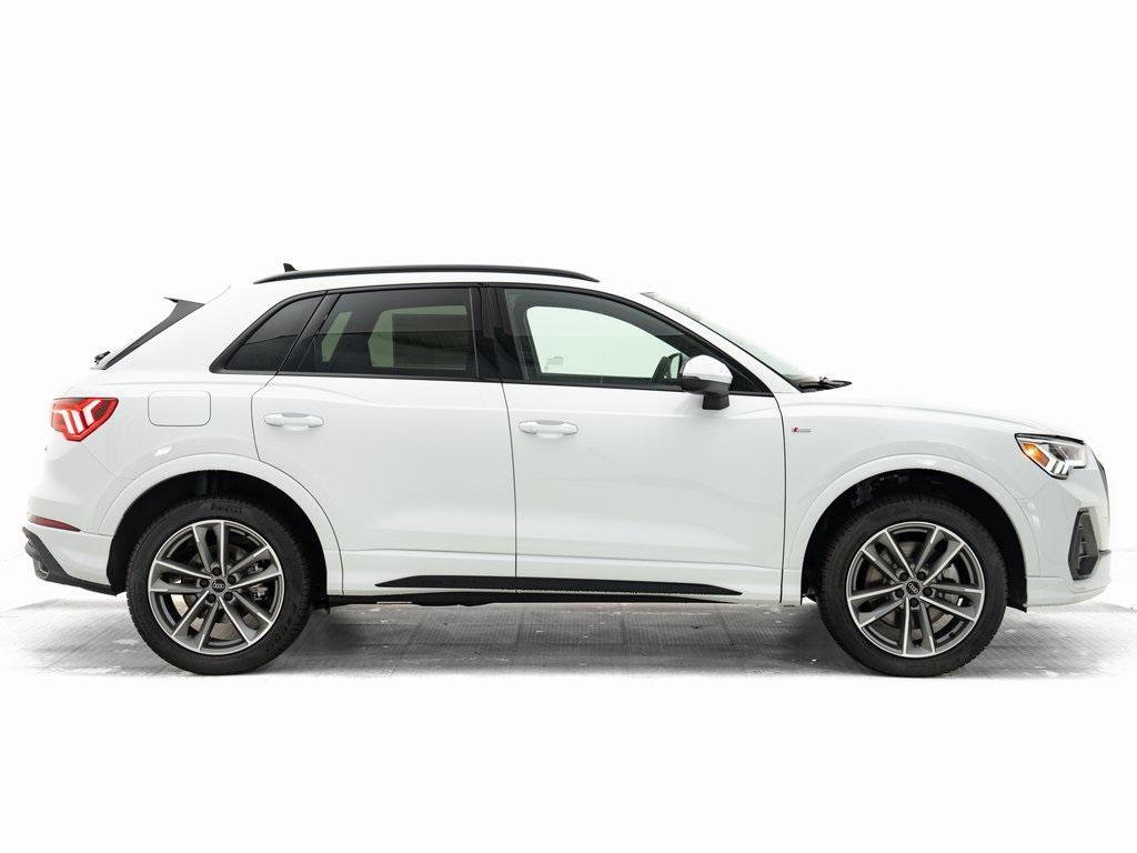 new 2025 Audi Q3 car, priced at $45,610