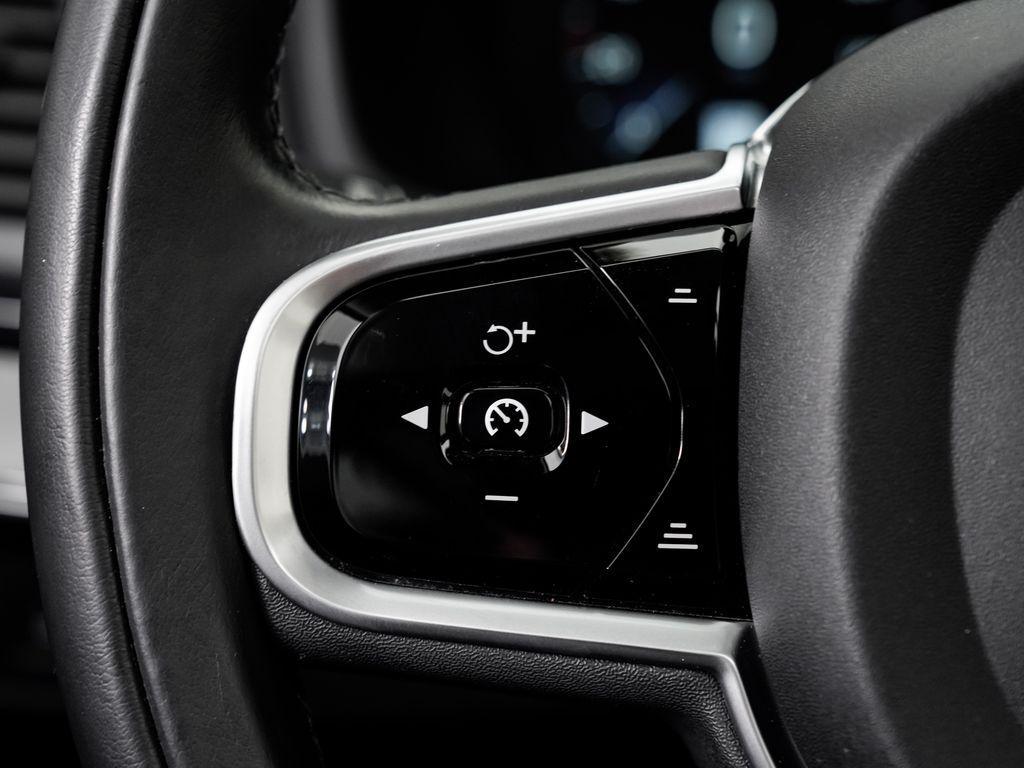 used 2019 Volvo XC90 car, priced at $25,897
