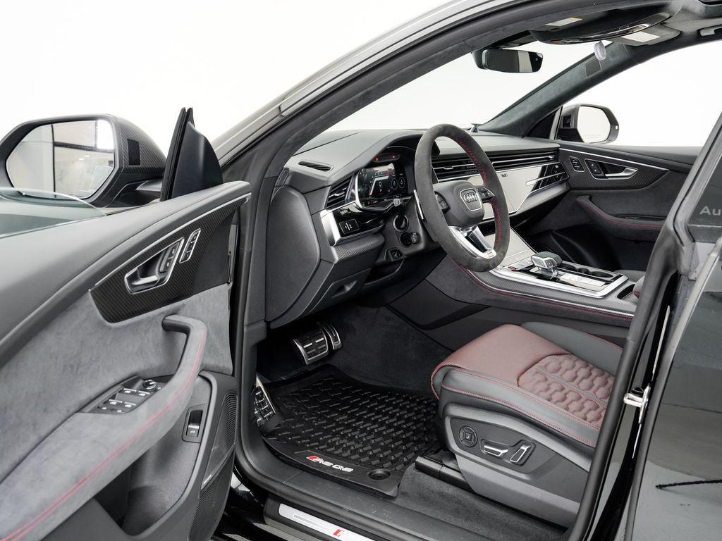 new 2026 Audi RS Q8 car