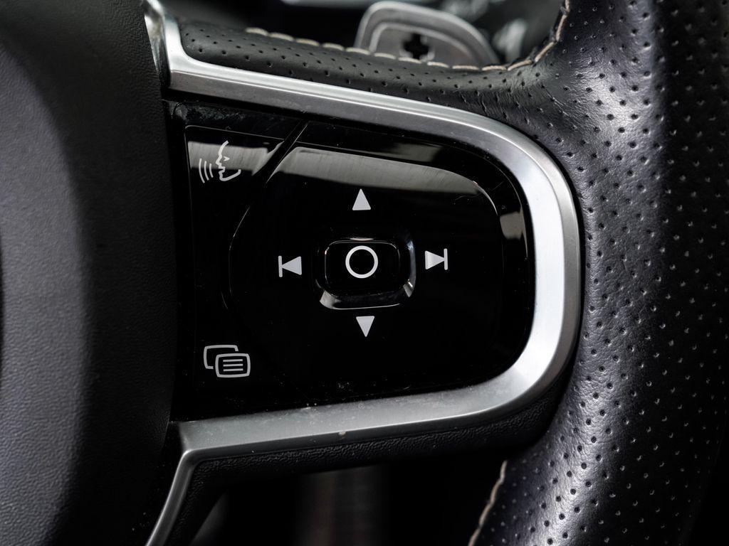 used 2019 Volvo XC60 Recharge Plug-In Hybrid car, priced at $23,397