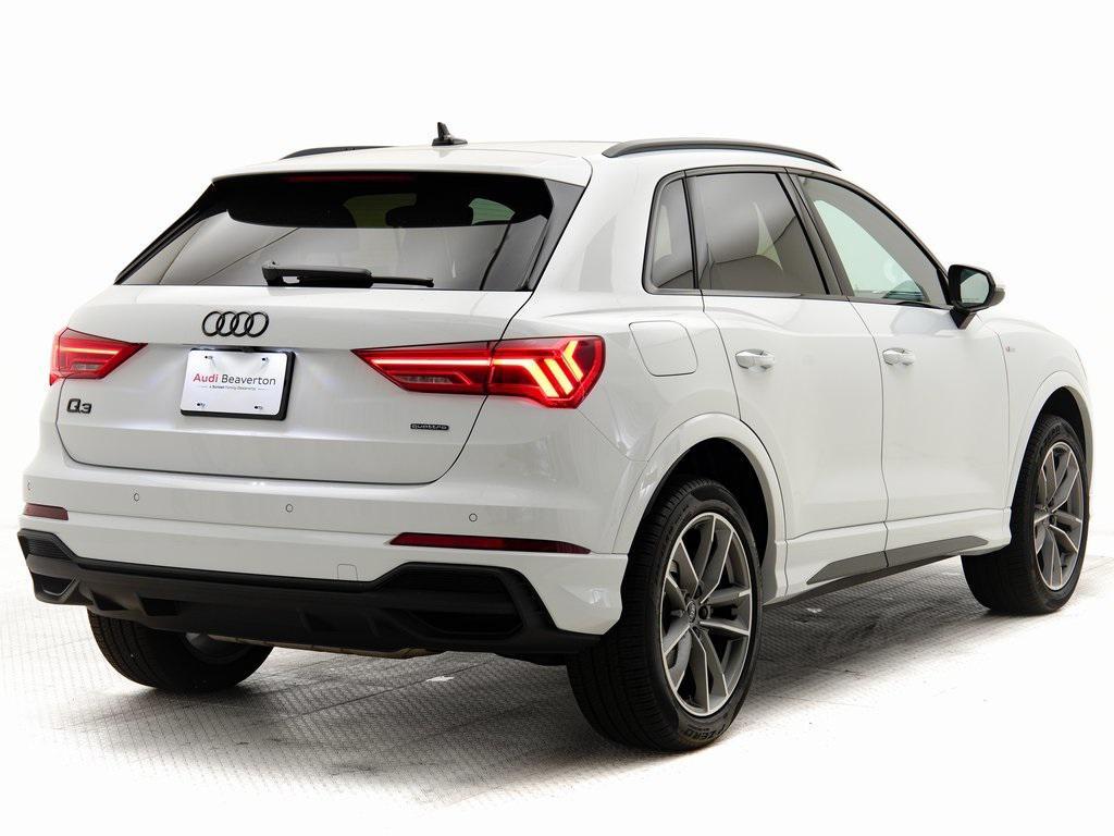 new 2025 Audi Q3 car, priced at $45,610
