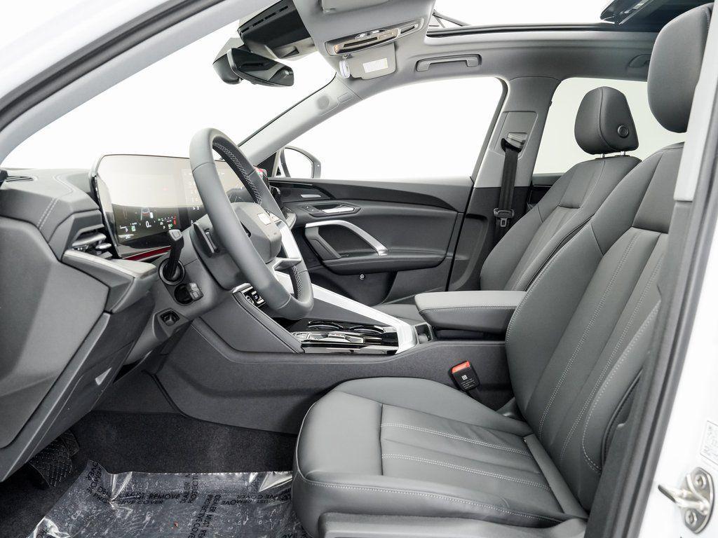 new 2025 Audi Q5 car, priced at $53,535