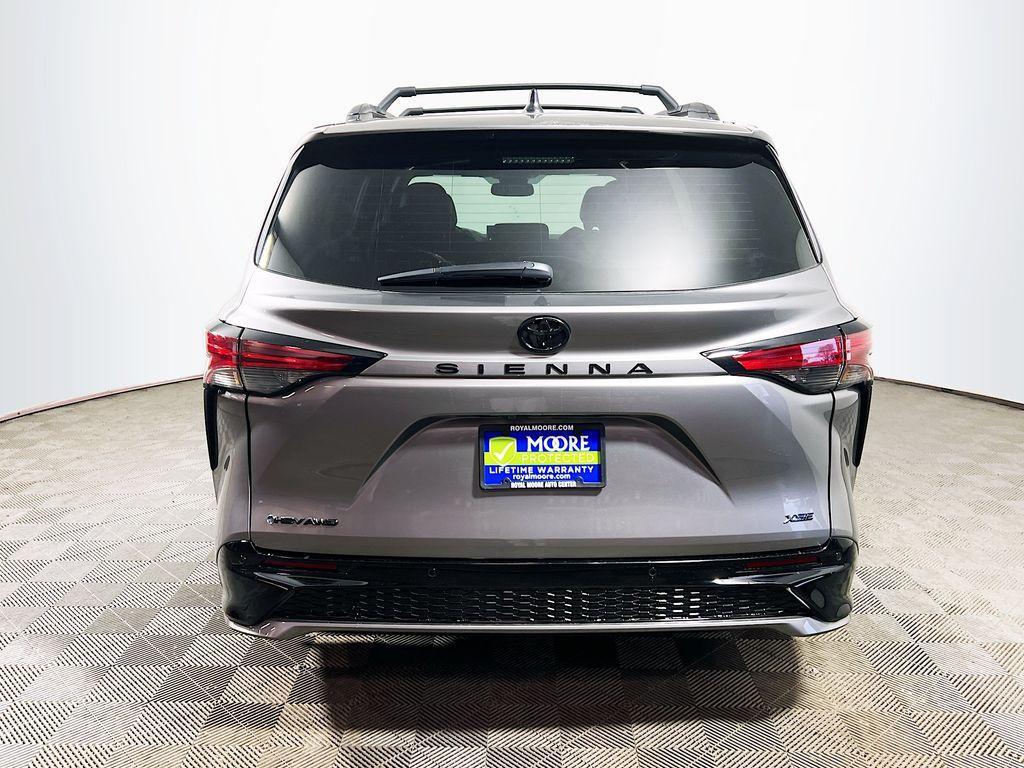 new 2026 Toyota Sienna car, priced at $52,524