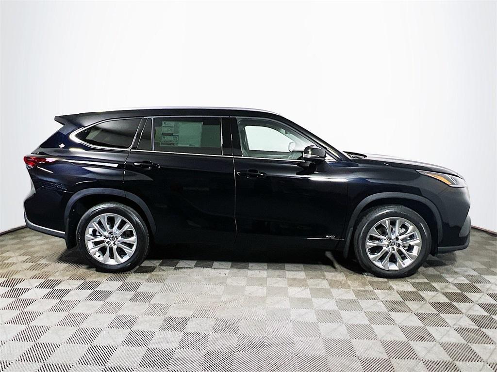 new 2026 Toyota Highlander Hybrid car, priced at $54,508