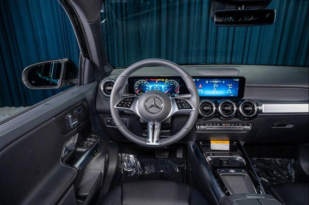 new 2026 Mercedes-Benz GLB 250 car, priced at $48,485