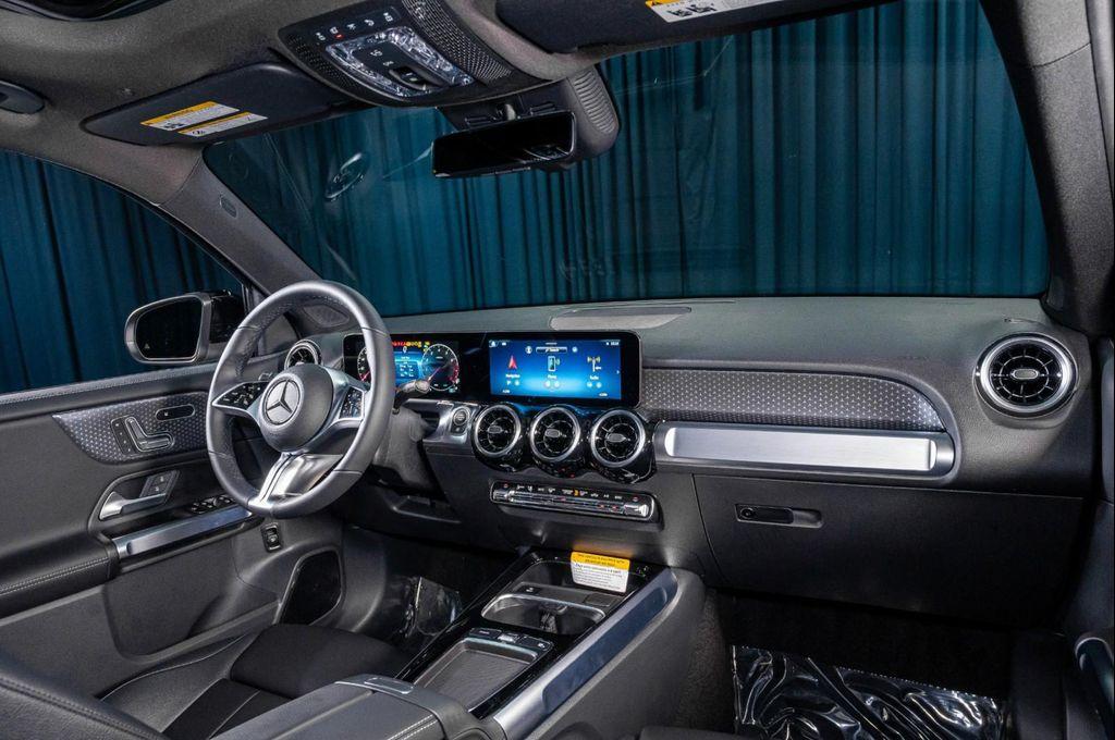 new 2026 Mercedes-Benz GLB 250 car, priced at $48,485
