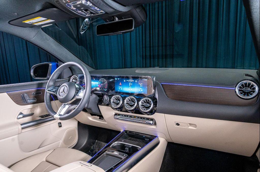 used 2025 Mercedes-Benz GLA 250 car, priced at $41,994