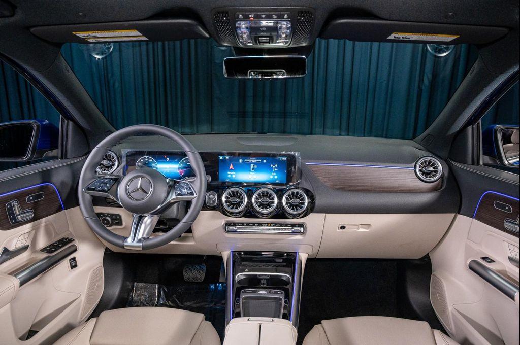 used 2025 Mercedes-Benz GLA 250 car, priced at $41,994