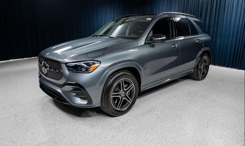 new 2026 Mercedes-Benz GLE 450 car, priced at $78,489