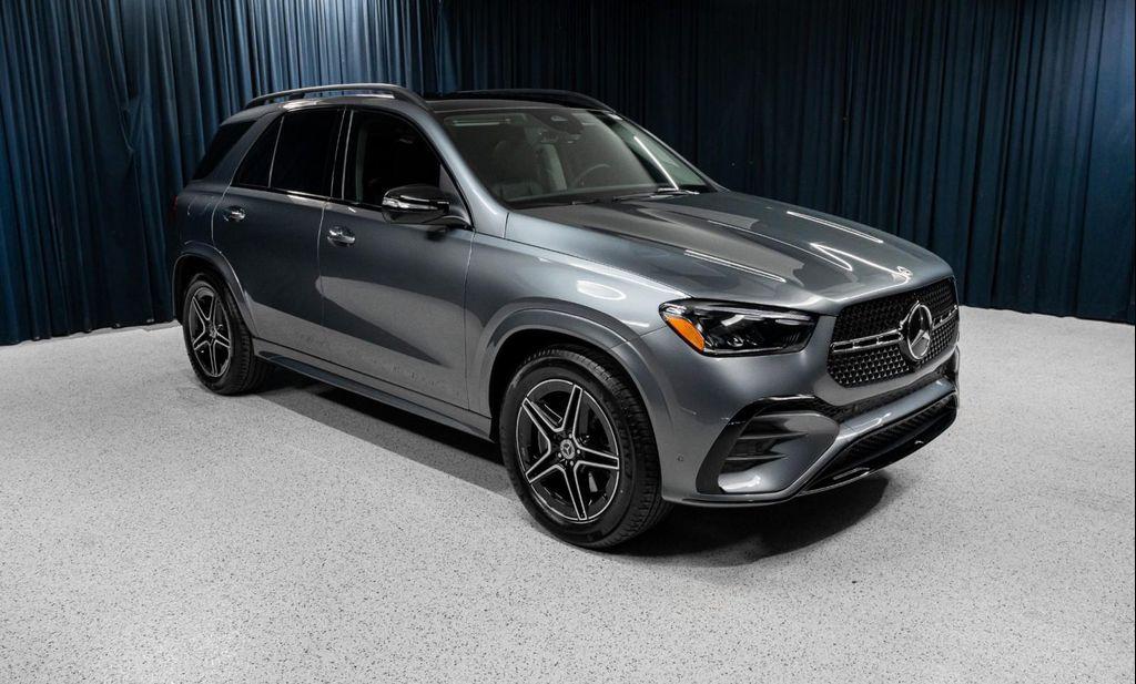 new 2026 Mercedes-Benz GLE 450 car, priced at $78,489