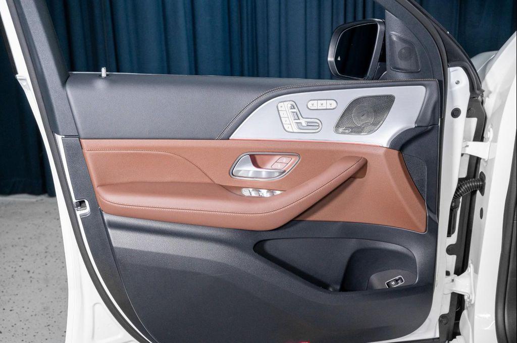 new 2026 Mercedes-Benz AMG GLE 53 car, priced at $100,450