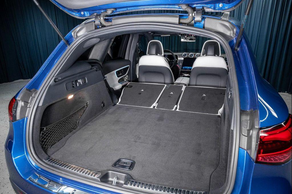 used 2023 Mercedes-Benz GLC 300 car, priced at $41,991