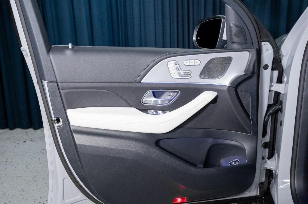 new 2026 Mercedes-Benz GLE 450 car, priced at $93,720