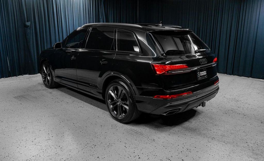 used 2025 Audi Q7 car, priced at $59,991