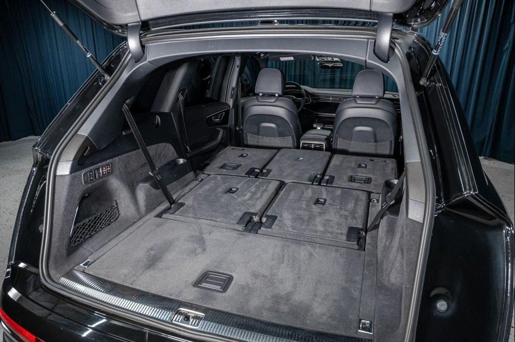 used 2025 Audi Q7 car, priced at $59,991