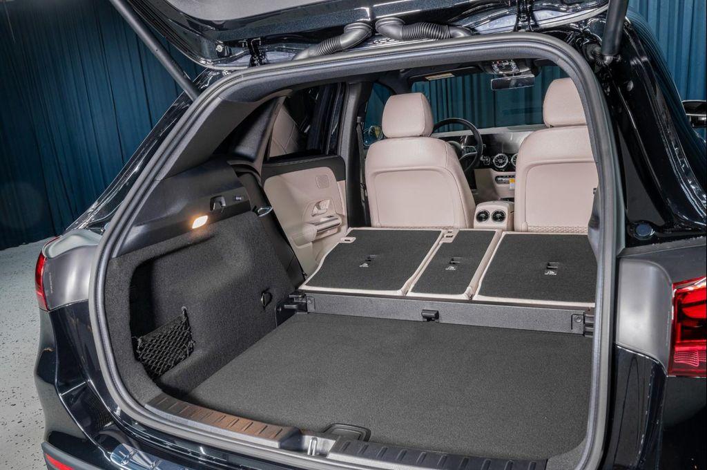 used 2025 Mercedes-Benz GLA 250 car, priced at $39,994